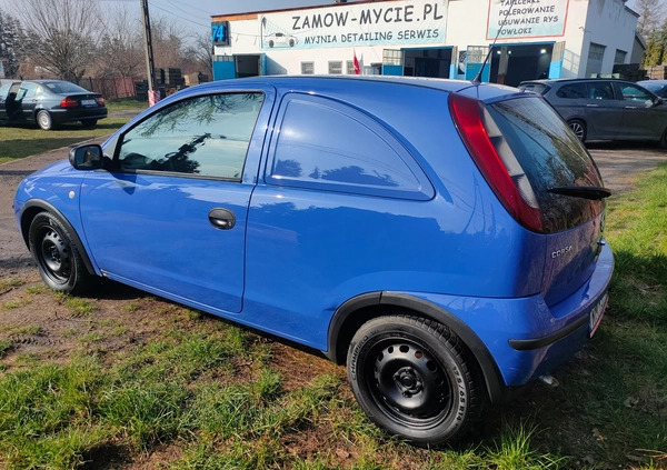 Opel Corsa cena 4500 przebieg: 320000, rok produkcji 2005 z Tłuszcz małe 56